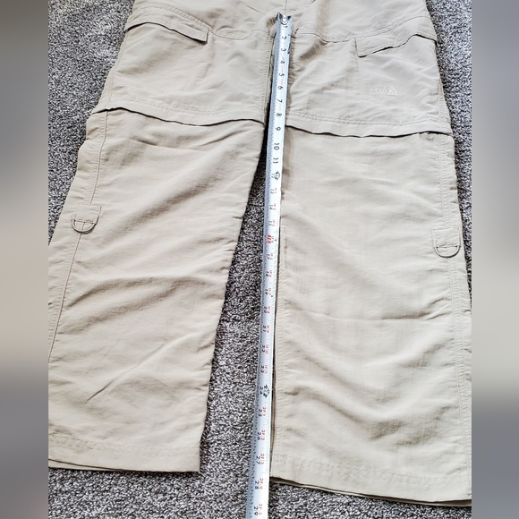 EUC The North Face Women’s Bridgeway Zip-Off Pants - Picture 7 of 12